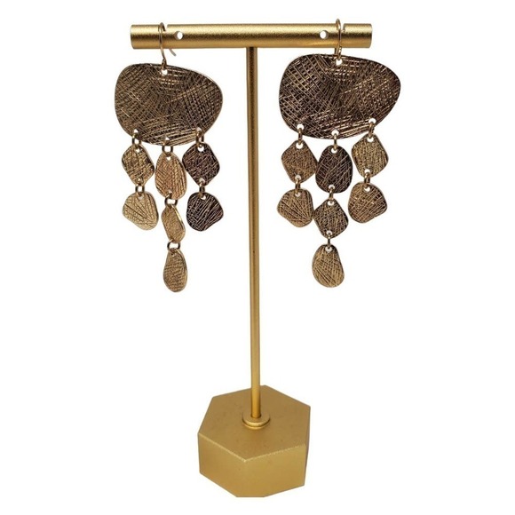 Fashion Jewelry Women Gold Tone Dangle Textured Chandelier Earring - Picture 1 of 5